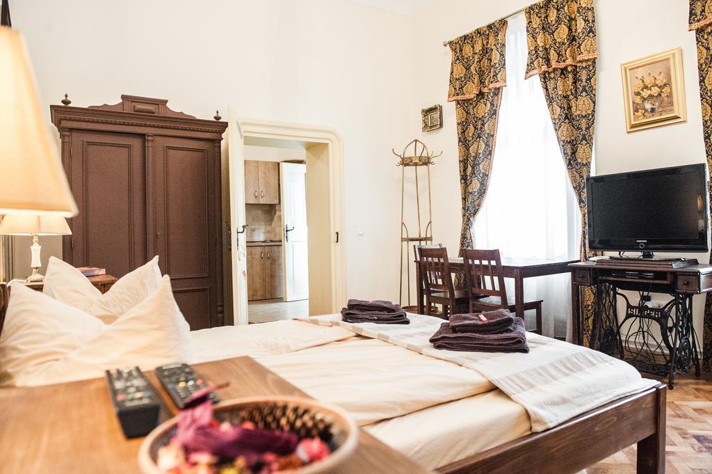 Brukenthal Central Apartments Sibiu Exterior foto